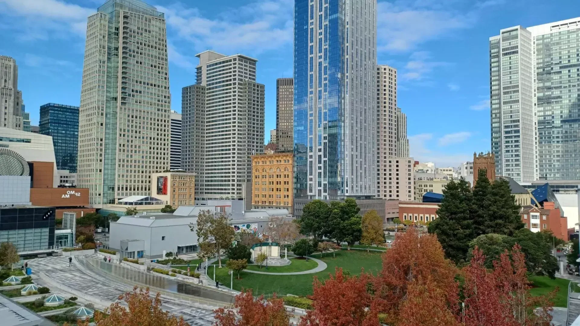 Vista a los jardines de Yerba Buena